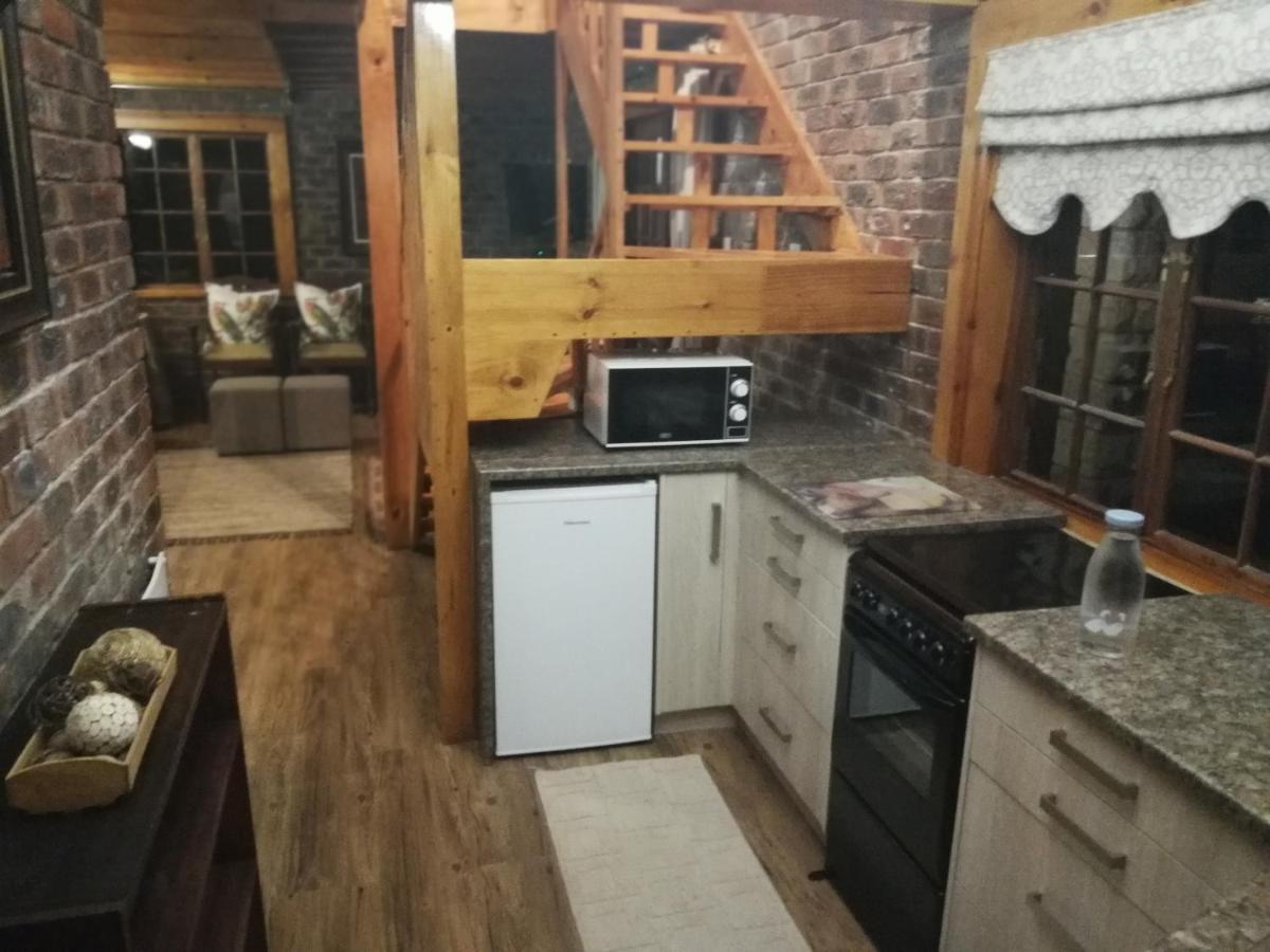 Clarens Cottages Buitenkant foto