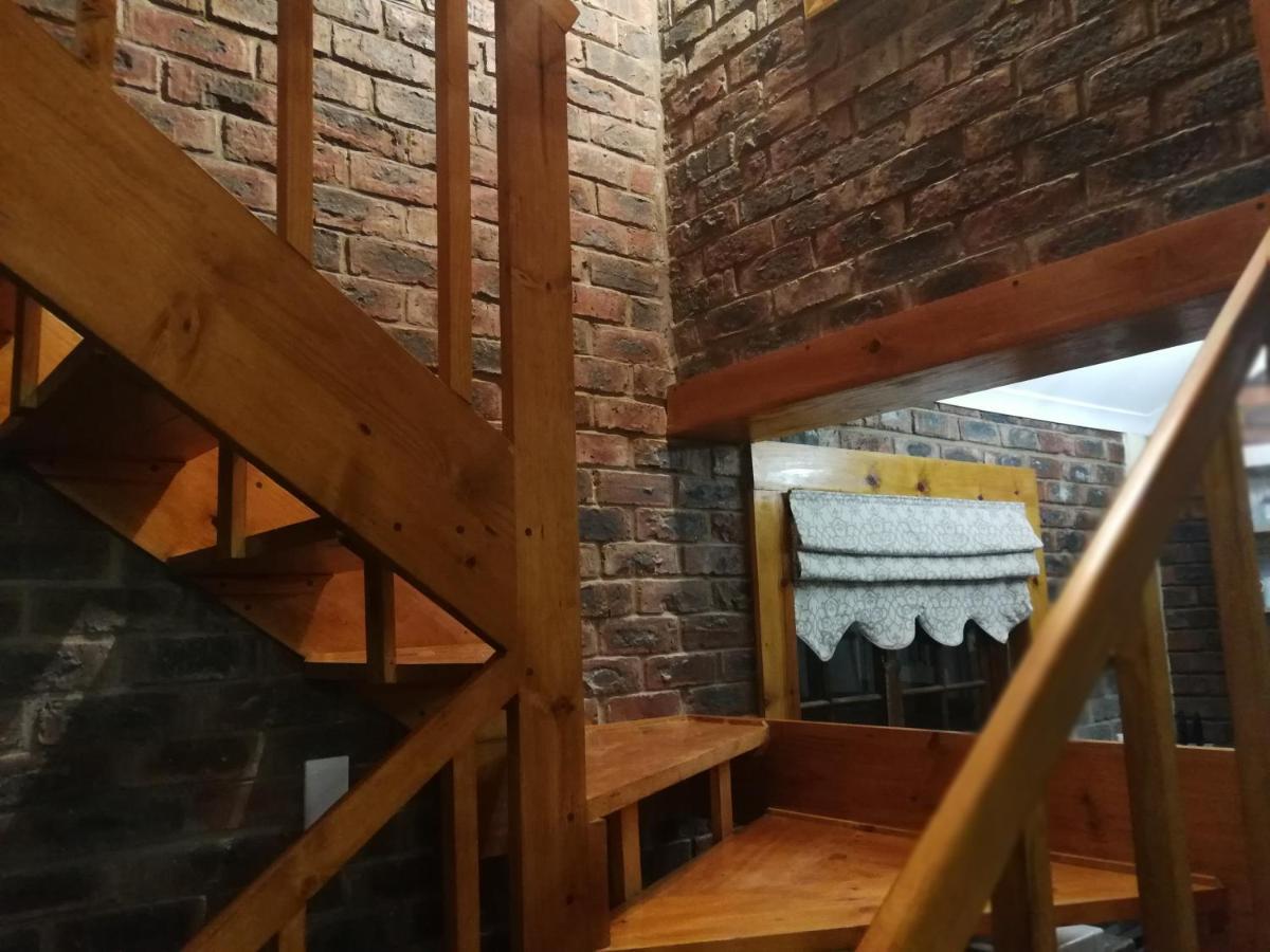 Clarens Cottages Buitenkant foto