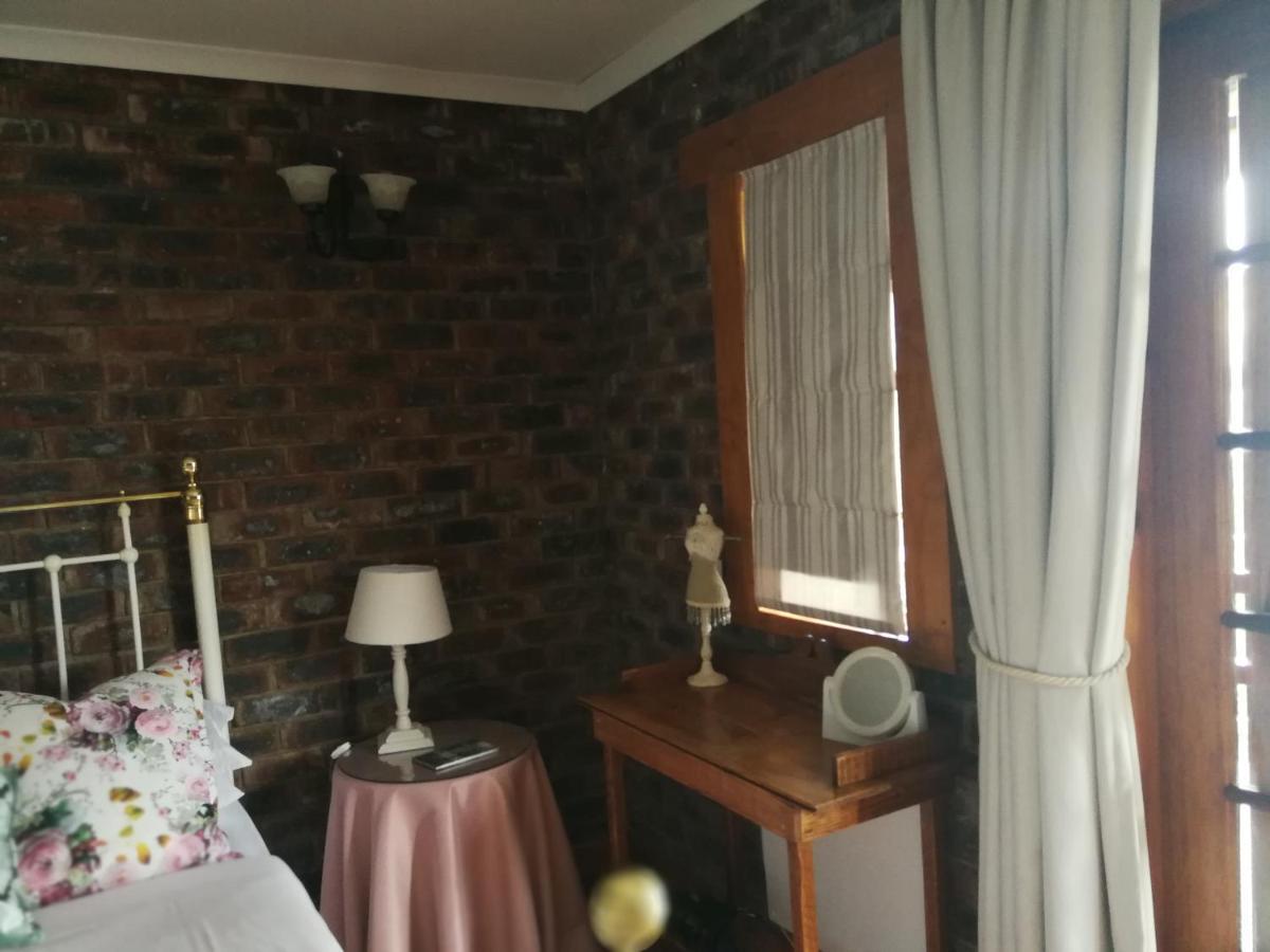 Clarens Cottages Buitenkant foto